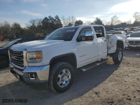 2015 GMC Sierra 2500HD available WiFi SLT with VIN 1GT12ZEG2FF642332, listed as a Copart auction lot 88870685 with NaN miles and Clean Title. Bid and sale history available at carsss.com. Image 1.