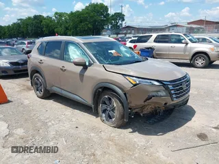 2024 Nissan Rogue SV с VIN 5N1BT3BA0RC719814, выставлен на аукционе IAAI как лот 42637516 с пробегом 17 118 миль миль и . История ставок и продаж доступна на DreamBid. Изображение 1.