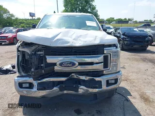 2019 Ford F-250 XL с VIN 1FT7W2BT1KED48010, выставлен на аукционе IAAI как лот 42369876 с пробегом 184 482 миль миль и . История ставок и продаж доступна на DreamBid. Изображение 6.