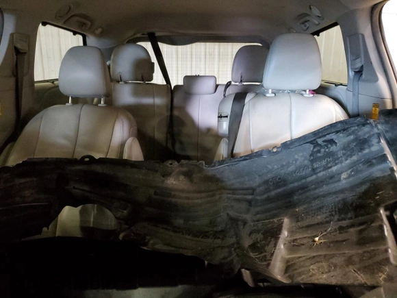 2014 Toyota Sienna XLE with VIN 5TDYK3DC0ES501557, listed as a Copart auction lot 56290015 with Not Provided miles and Clean Title. Bid and sale history available at DreamBid. Image 10.