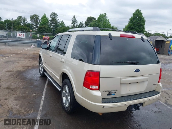 2005 Ford Explorer z VIN 1FMDU75K75ZA57352, wystawiony jako IAAI lot #42134980 z przebiegiem Nie podano mil oraz . Historia ofert i sprzedaży dostępna na DreamBid. Obrazek 3.