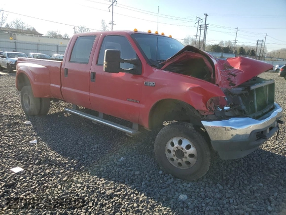 2003 Ford F-350 XL with VIN 1FTWW33FX3EA92736, listed as a Copart auction lot 43202075 with 287,887 mi miles and Salvage Title. Bid and sale history available at DreamBid. Image 4.
