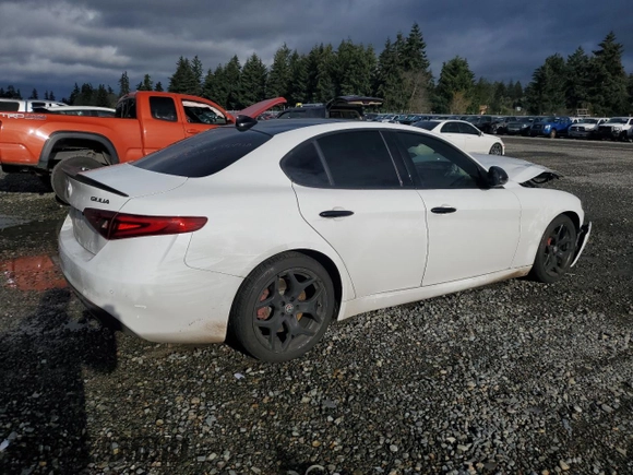 2018 Alfa Romeo Giulia Ti Sport with VIN ZARFAECN8J7577871, listed as a Copart auction lot 88101745 with 88,929 mi miles and Salvage Title. Bid and sale history available at carsss.com. Image 3.