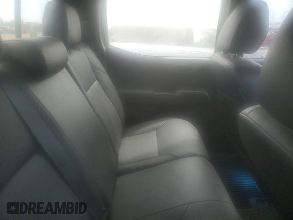 2022 Toyota Tacoma SR with VIN 3TMCZ5AN3NM511541, listed as a Copart auction lot 56299195 with 33,427 mi miles and Salvage title. Bid and sale history available at DreamBid. Image 10.
