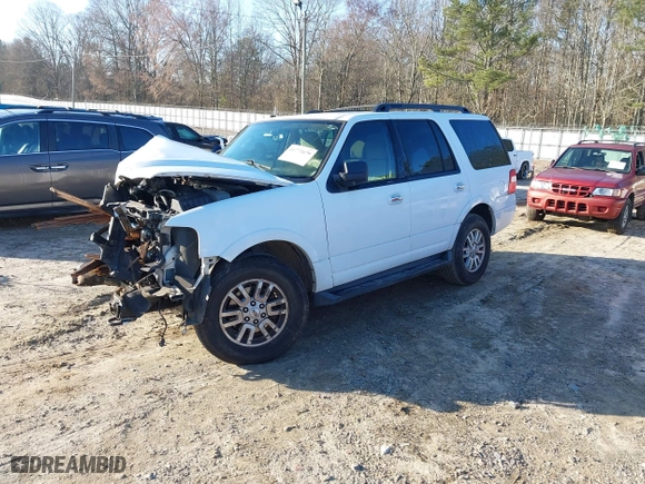 2012 Ford Expedition XLT with VIN 1FMJU1J56CEF05990, listed as a IAAI auction lot 41772679 with 190,595 mi miles. Bid and sale history available at carsss.com. Image 17.