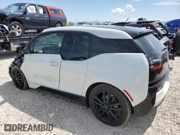 2015 BMW i3 с VIN WBY1Z4C55FV500738, выставлен на аукционе Copart как лот 58325715 с пробегом Не указан миль и Списание • Salvage title. История ставок и продаж доступна на DreamBid. Изображение 2.