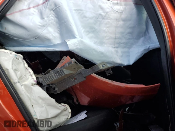 2022 Honda Civic Si z VIN 2HGFE1E51NH472797, wystawiony jako Copart lot #87705285 z przebiegiem Nie podano mil oraz Szkoda całkowita • Salvage title. Historia ofert i sprzedaży dostępna na DreamBid. Obrazek 10.