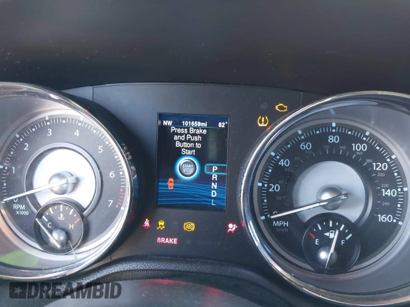 2014 Chrysler 300 with VIN 2C3CCAAG8EH264595, listed as a IAAI auction lot 42076996 with 101,659 mi miles and . Bid and sale history available at DreamBid. Image 7.