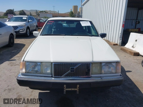 1993 Volvo 960 с VIN YV1KW9517P0010929, выставлен на аукционе IAAI как лот 42159784 с пробегом 246 735 миль миль и . История ставок и продаж доступна на DreamBid. Изображение 12.