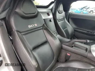 2009 Saturn Sky Red Line z VIN 1G8MT35X89Y103952, wystawiony jako Copart lot #80772714 z przebiegiem 83 835 mil mil oraz Szkody całkowita. Historia ofert i sprzedaży dostępna na DreamBid. Obrazek 10.