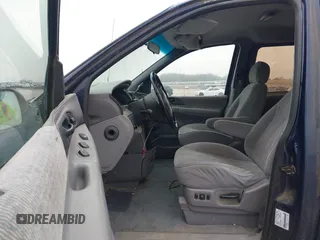 1995 Ford Windstar GL z VIN 2FMDA5149SBC55420, wystawiony jako IAAI lot #42068228 z przebiegiem 187 824 mil mil oraz . Historia ofert i sprzedaży dostępna na DreamBid. Obrazek 5.