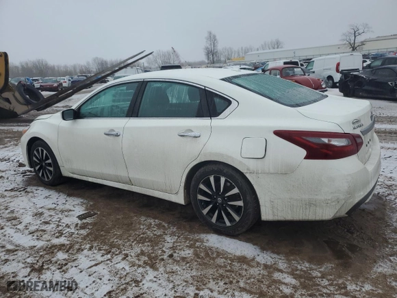 2018 Nissan Altima 2.5 SV with VIN 1N4AL3AP3JC158055, listed as a Copart auction lot 43686185 with 133,469 mi miles and Clean Title. Bid and sale history available at carsss.com. Image 2.
