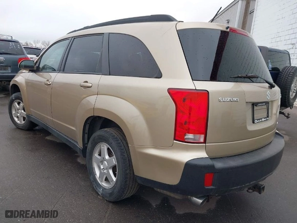 2007 Suzuki XL7 with VIN 2S3DA217276111318, listed as a IAAI auction lot 41682764 with 211,669 mi miles. Bid and sale history available at carsss.com. Image 3.