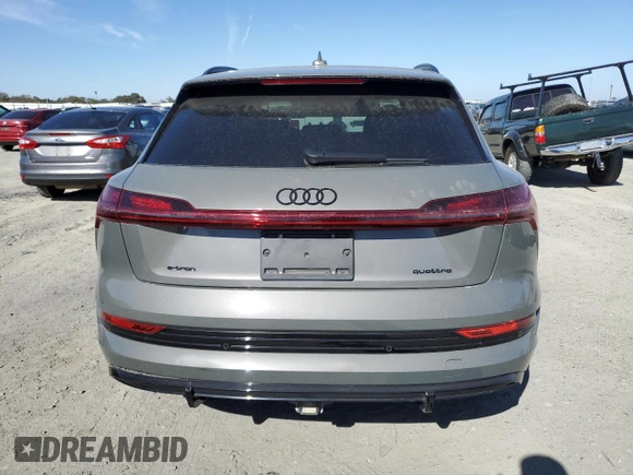 2022 Audi e-tron Chronos with VIN WA1VABGE4NB040071, listed as a Copart auction lot 76121574 with 15,418 mi miles and Salvage title. Bid and sale history available at DreamBid. Image 6.