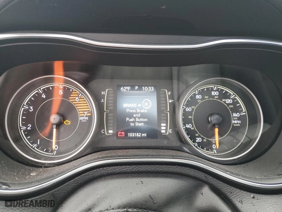 2019 Jeep Cherokee Latitude Plus with VIN 1C4PJLLN8KD215917, listed as a Copart auction lot 49458585 with 103,182 mi miles and Clean Title. Bid and sale history available at carsss.com. Image 9.