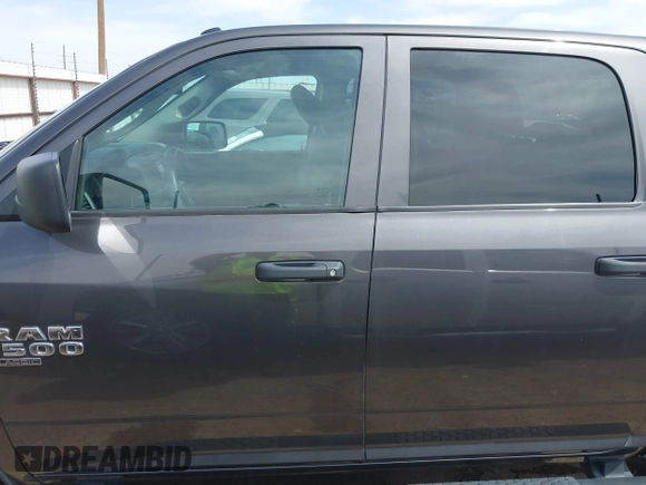 2021 Ram 1500 Tradesman z VIN 3C6RR6KG9MG563230, wystawiony jako IAAI lot #41905688 z przebiegiem 81 143 mil mil oraz . Historia ofert i sprzedaży dostępna na DreamBid. Obrazek 15.