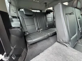 2019 Chevrolet Suburban LT with VIN 1GNSKHKC8KR172632, listed as a Copart auction lot 52553195 with 187,890 mi miles and Clean Title. Bid and sale history available at carsss.com. Image 7.