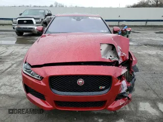 2018 Jaguar XE with VIN SAJAM4FV1JCP17642, listed as a Copart auction lot 45927863 with 25,324 mi miles and . Bid and sale history available at DreamBid. Image 5.