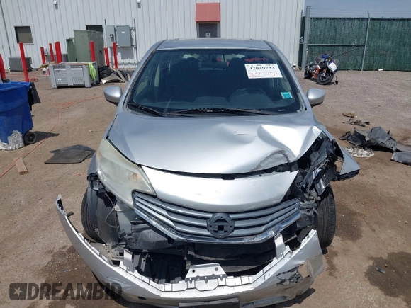 2015 Nissan Note SV with VIN 3N1CE2CP2FL380122, listed as a IAAI auction lot 42049733 with 200,002 mi miles and . Bid and sale history available at DreamBid. Image 13.
