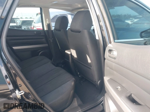 2010 Mazda CX-7 Sport with VIN JM3ER2W51A0310645, listed as a IAAI auction lot 41948890 with 139,777 mi miles. Bid and sale history available at carsss.com. Image 8.