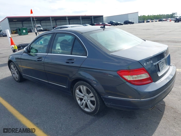 2008 Mercedes-Benz C-Class 3.0L Sport with VIN WDDGF54X48F052635, listed as a IAAI auction lot 42098349 with 256,289 mi miles. Bid and sale history available at carsss.com. Image 3.