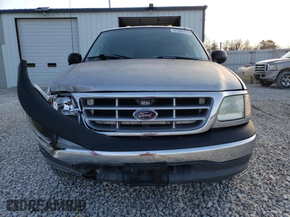 2003 Ford F-150 XLT with VIN 1FTRW07663KD78428, listed as a Copart auction lot 52673764 with 201,309 mi miles and Non Repairable. Bid and sale history available at carsss.com. Image 5.