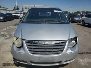 2007 Chrysler Town & Country LWB LX with VIN 2A4GP44R57R339793, listed as a Copart auction lot 71032054 with 181,828 mi miles and Salvage Title. Bid and sale history available at carsss.com. Image 5.