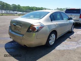 2010 Nissan Altima SL z VIN 1N4AL2AP8AN480138, wystawiony jako IAAI lot #42117251 z przebiegiem 243 314 mil mil oraz . Historia ofert i sprzedaży dostępna na DreamBid. Obrazek 4.