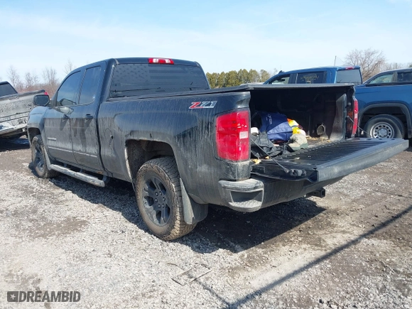 2017 Chevrolet Silverado 1500 LT with VIN 1GCVKREC1HZ285337, listed as a IAAI auction lot 41781910 with 136,895 mi miles. Bid and sale history available at carsss.com. Image 3.