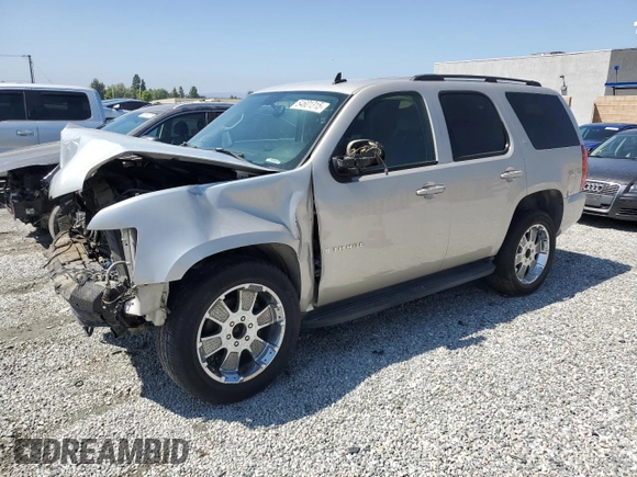 2007 Chevrolet Tahoe LT z VIN 1GNEK13047R103341, wystawiony jako Copart lot #54601315 z przebiegiem 134 742 mil mil oraz Szkoda całkowita • Salvage title. Historia ofert i sprzedaży dostępna na DreamBid. Obrazek 1.
