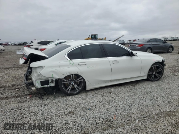 2021 BMW 3 Series 330i with VIN 3MW5R1J02M8C19809, listed as a Copart auction lot 47444745 with 89,647 mi miles and Salvage Title. Bid and sale history available at carsss.com. Image 3.