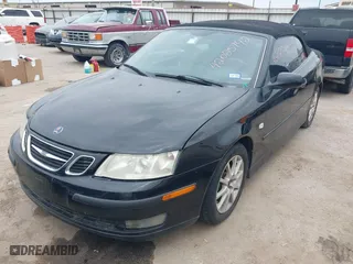 2005 Saab 9-3 Arc with VIN YS3FD79Y956003489, listed as a IAAI auction lot 42025142 with 182,845 mi miles. Bid and sale history available at carsss.com. Image 2.