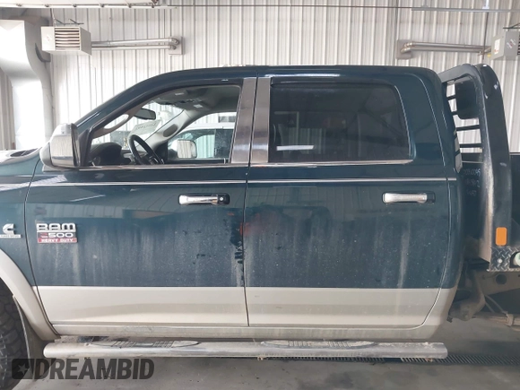 2011 Ram 2500 Laramie с VIN 3D7UT2CL7BG587120, выставлен на аукционе IAAI как лот 42032893 с пробегом 196 361 миль миль и . История ставок и продаж доступна на DreamBid. Изображение 15.