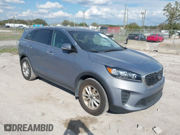 2020 Kia Sorento LX with VIN 5XYPG4A35LG699327, listed as a IAAI auction lot 41526707 with 94,517 mi miles. Bid and sale history available at carsss.com. Image 1.