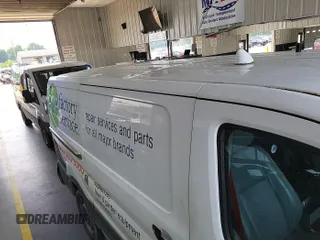 2016 Ford Transit Cargo z VIN 1FTYE1YM4GKB13059, wystawiony jako IAAI lot #42626529 z przebiegiem 260 756 mil mil oraz . Historia ofert i sprzedaży dostępna na DreamBid. Obrazek 32.