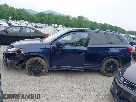 2020 Mitsubishi Outlander ES z VIN JA4AZ3A31LZ042840, wystawiony jako IAAI lot #42276774 z przebiegiem 88 513 mil mil oraz . Historia ofert i sprzedaży dostępna na DreamBid. Obrazek 14.