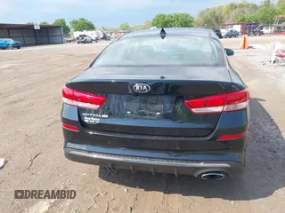 2019 Kia Optima LX with VIN 5XXGT4L3XKG349221, listed as a IAAI auction lot 41982906 with 31,251 mi miles. Bid and sale history available at carsss.com. Image 16.