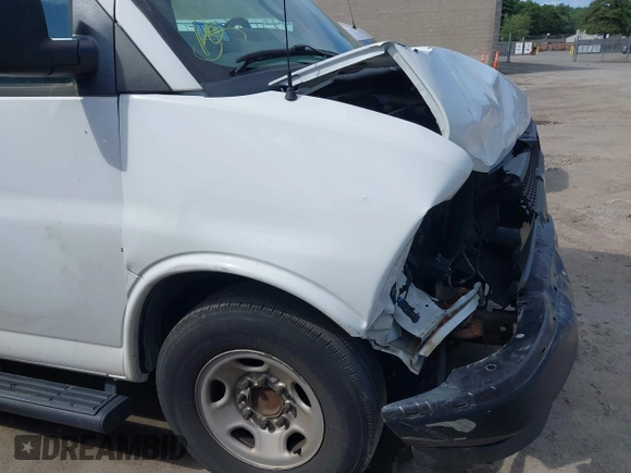 2017 Chevrolet Express Passenger LS with VIN 1GAZGNFG5H1114319, listed as a IAAI auction lot 42445377 with 202,127 mi miles and . Bid and sale history available at DreamBid. Image 17.