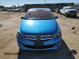 2015 Mercedes-Benz B with VIN WDDVP9AB1FJ006338, listed as a Copart auction lot 77622864 with 48,221 mi miles and Clean Title. Bid and sale history available at carsss.com. Image 5.