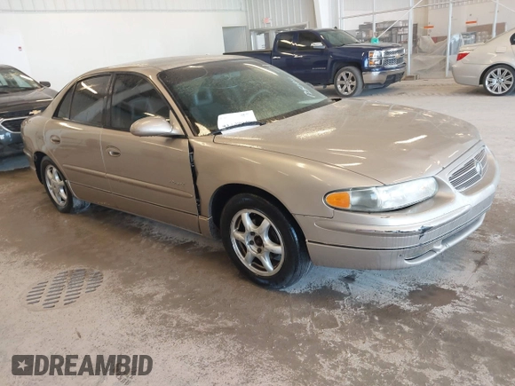 2001 Buick Regal LS with VIN 2G4WB55KX11250911, listed as a IAAI auction lot 41736848 with 1 mi miles. Bid and sale history available at carsss.com. Image 1.