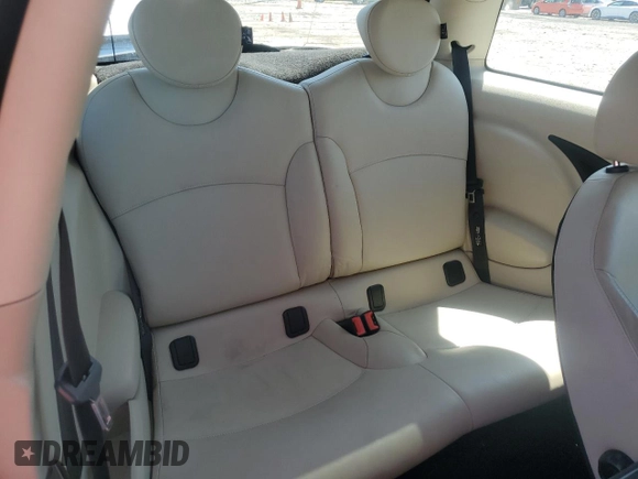 2011 MINI Hardtop with VIN WMWSU3C5XBTX96048, listed as a Copart auction lot 57607955 with 99,632 mi miles and Salvage title. Bid and sale history available at DreamBid. Image 10.