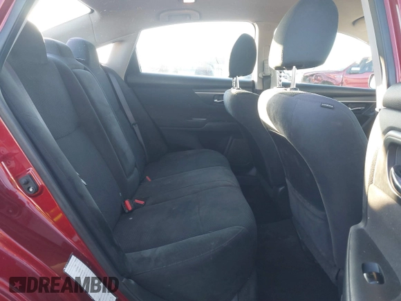 2015 Nissan Altima 2.5 S with VIN 1N4AL3AP6FC246394, listed as a IAAI auction lot 41052317 with 195,388 mi miles. Bid and sale history available at carsss.com. Image 8.