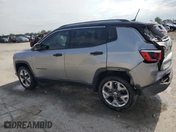 2020 Jeep Compass Limited z VIN 3C4NJDCB0LT106804, wystawiony jako Copart lot #56569215 z przebiegiem 82 747 mil mil oraz Szkoda całkowita • Salvage title. Historia ofert i sprzedaży dostępna na DreamBid. Obrazek 2.
