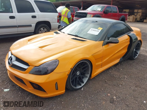 2003 Mercedes-Benz SL 500 with VIN WDBSK75F33F044194, listed as a IAAI auction lot 41982618 with Not provided miles and . Bid and sale history available at DreamBid. Image 2.