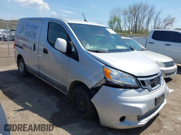 2015 Nissan NV200 SV with VIN 3N6CM0KN1FK716429, listed as a IAAI auction lot 42084050 with 154,913 mi miles and . Bid and sale history available at carsss.com. Image 1.