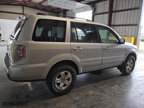 2008 Honda Pilot VP with VIN 5FNYF18208B012613, listed as a Copart auction lot 84707224 with 137,714 mi miles and Clean Title. Bid and sale history available at carsss.com. Image 3.