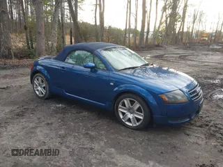 2003 Audi TT with VIN TRUTC28N431018179, listed as a IAAI auction lot 41600728 with 104,202 mi miles. Bid and sale history available at carsss.com. Image 1.