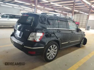 2012 Mercedes-Benz GLK 350 z VIN WDCGG8HBXCF833556, wystawiony jako Copart lot #57628495 z przebiegiem 158 091 mil mil oraz Szkoda całkowita • Salvage title. Historia ofert i sprzedaży dostępna na DreamBid. Obrazek 3.