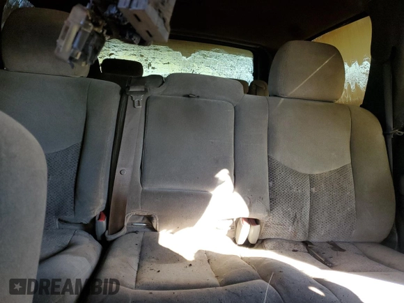 2005 Chevrolet Tahoe LS z VIN 1GNEC13V35J237617, wystawiony jako Copart lot #41955895 z przebiegiem Nie podano mil oraz Szkoda całkowita • Salvage title. Historia ofert i sprzedaży dostępna na DreamBid. Obrazek 10.