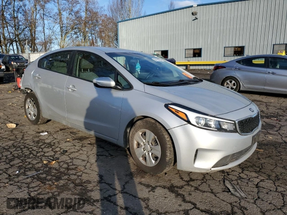 2018 Kia Forte LX with VIN 3KPFK4A7XJE281126, listed as a Copart auction lot 84199854 with 98,902 mi miles and Salvage Title. Bid and sale history available at carsss.com. Image 4.